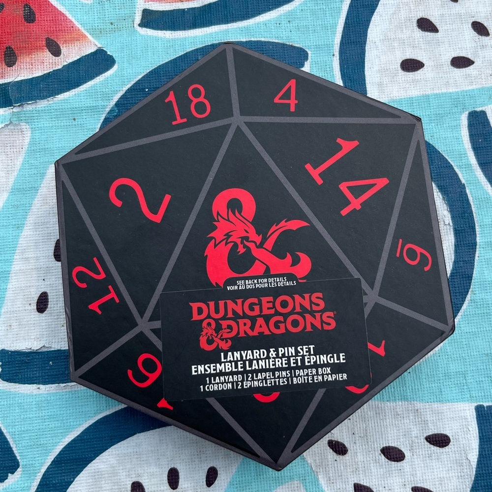 Dungeons & Dragons Lanyard And Pin Set